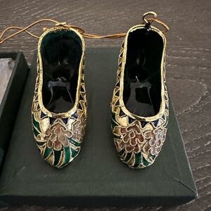 Elegant Gold and Green Women's Shoes Cloisonné Enamel